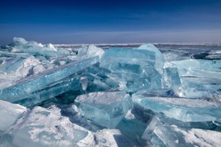 Gefrorener Baikalsee, Russland