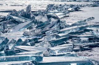 Gefrorener Baikalsee, Russland